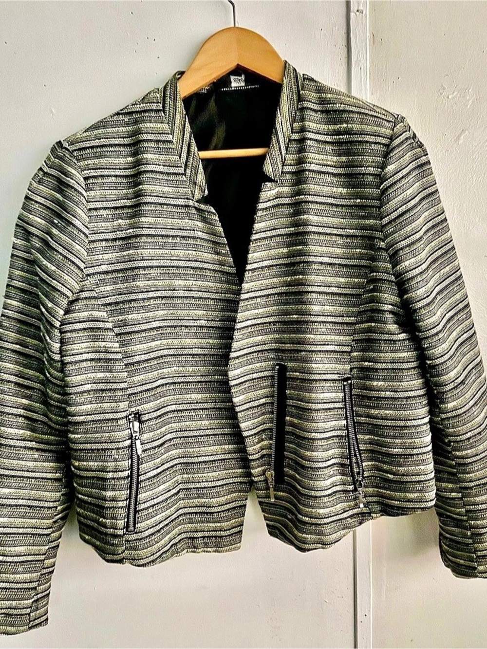 Textured Striped Jacket in Black & Green Size 18 Like New